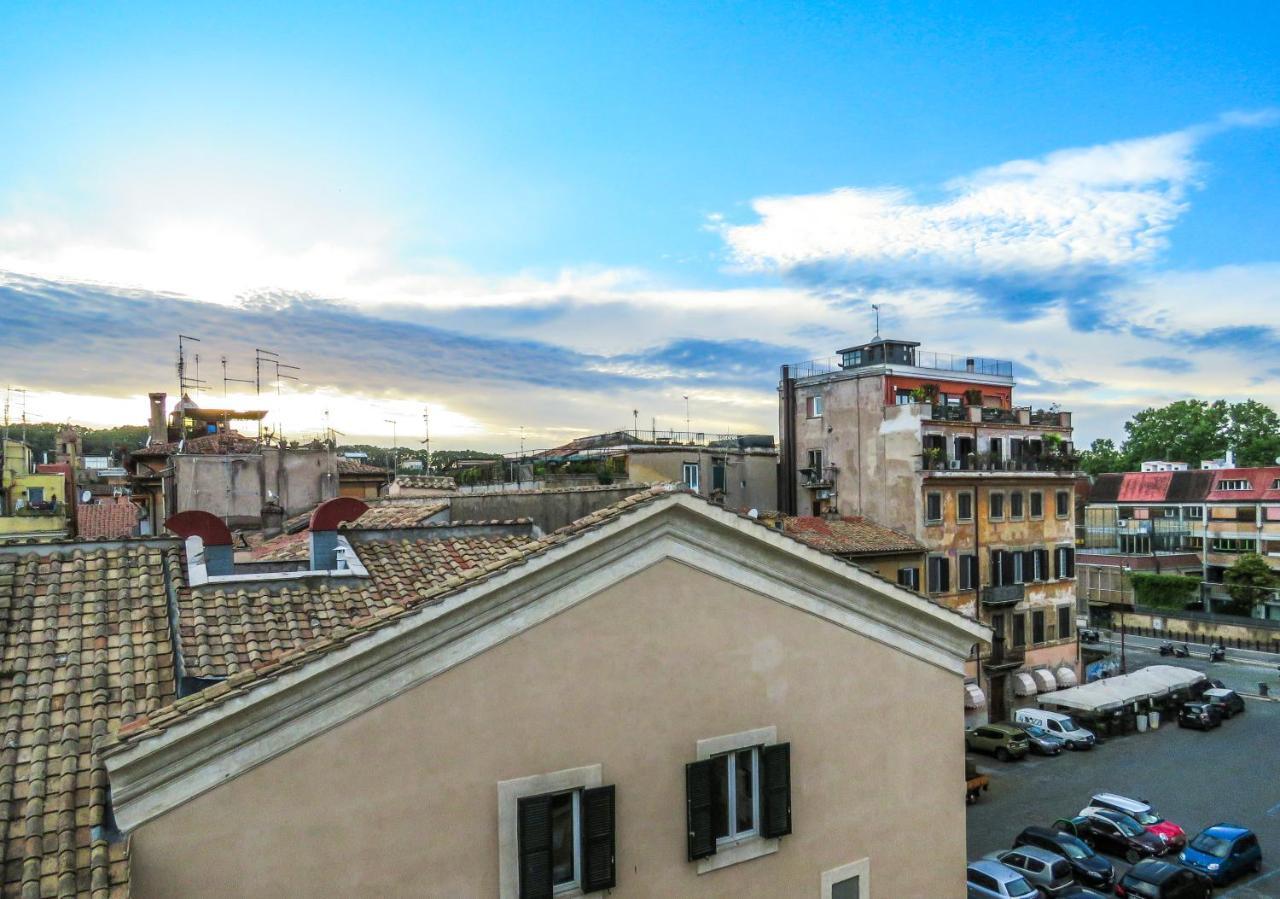 Mattia'S Penthouse - View Over Trastevere Roofs Rome Bagian luar foto